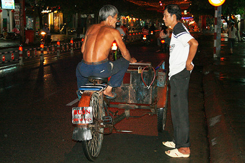 Buồn cho số phận.