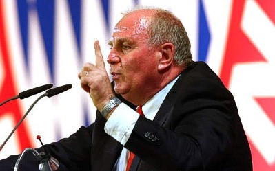 "Tôi cược rằng cái bàn tọa của Klopp sẽ được trưng bày trong bảo tàng của Bayern" "Tôi cược rằng cái bàn tọa của Klopp sẽ được trưng bày trong bảo tàng của Bayern"