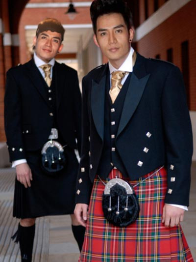 Chàng Liêu thích nhất là phong cách đàn ông mặc váy Scotland vì "thấy rất mát" Chàng Liêu thích nhất là phong cách đàn ông mặc váy Scotland vì "thấy rất mát"