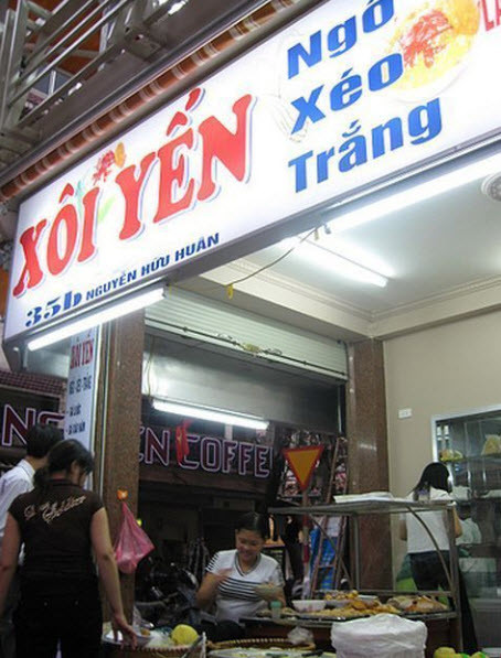 Xôi Yến: 35 Nguyễn Hữu Huân có lịch sử khá lâu trong những hàng xôi nổi tiếng ở Hà Nội. Xôi Yến: 35 Nguyễn Hữu Huân có lịch sử khá lâu trong những hàng xôi nổi tiếng ở Hà Nội.