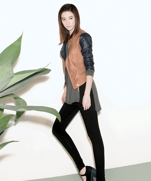 Đến đơn sắc. Xem them: Sao Hollywood/Sao Việt mặc đẹp/Sao Hoa ngữ Đến đơn sắc. Xem them: Sao Hollywood/Sao Việt mặc đẹp/Sao Hoa ngữ