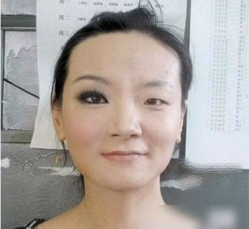 Mắt bồ câu bên bay bên đậu!!! Xem thêm: Bí quyết "xóa" mụn khi trang điểm/Trang điểm mắt mùa Xuân/Trang điểm cho môi mỏng/Mẹo trang điểm cho mắt to sáng Mắt bồ câu bên bay bên đậu!!! Xem thêm: Bí quyết "xóa" mụn khi trang điểm/Trang điểm mắt mùa Xuân/Trang điểm cho môi mỏng/Mẹo trang điểm cho mắt to sáng