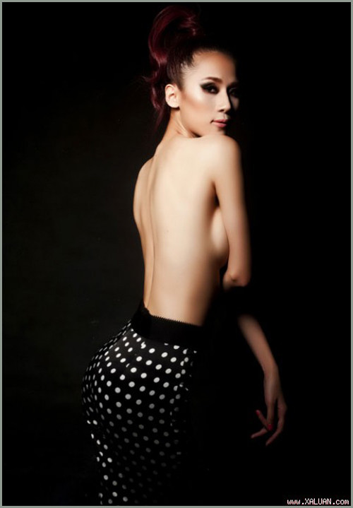 Thái Hà rất tinh tế khi lựa chọn cho mình một chiếc quần i hệt. Xem thêm: Mỹ nhân Việt đẹp rạng ngời/Mỹ nhân Việt mặc gì? Thái Hà rất tinh tế khi lựa chọn cho mình một chiếc quần i hệt. Xem thêm: Mỹ nhân Việt đẹp rạng ngời/Mỹ nhân Việt mặc gì?