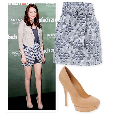 1. Váy hoa văn, giày màu be Một chiếc váy ngắn in hoa văn giản dị phối với áo cùng gam màu và giày cao gót màu be sẽ rất thích hợp cho một buổi hẹn hò ban đêm, giúp bạn trông cao và thon thả hơn rất nhiều. 1. Váy hoa văn, giày màu be Một chiếc váy ngắn in hoa văn giản dị phối với áo cùng gam màu và giày cao gót màu be sẽ rất thích hợp cho một buổi hẹn hò ban đêm, giúp bạn trông cao và thon thả hơn rất nhiều.