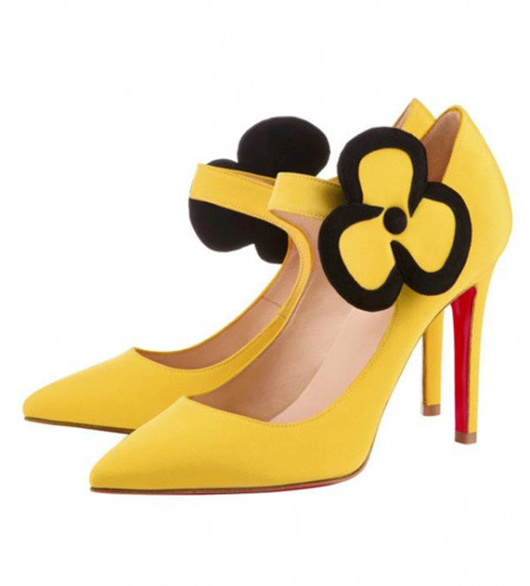 Xem thêm: Sao Việt được dịp chưng diện giày đế đỏ/Top 20 mẫu giày, boot Brazil mới nhất/Giày và sandal đẹp cho Xuân Hè 2012 Xem thêm: Sao Việt được dịp chưng diện giày đế đỏ/Top 20 mẫu giày, boot Brazil mới nhất/Giày và sandal đẹp cho Xuân Hè 2012