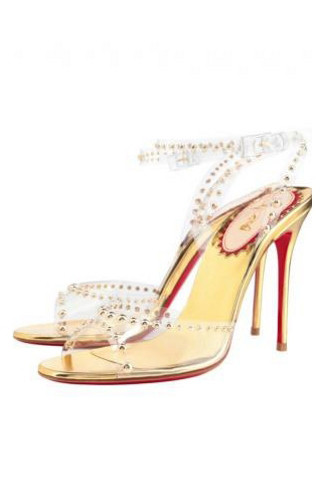 Ngay cả những thiết kế đơn giản thế này cũng toát lên vẻ sang trọng và sự riêng biệt mang tên Christian Louboutin. Ngay cả những thiết kế đơn giản thế này cũng toát lên vẻ sang trọng và sự riêng biệt mang tên Christian Louboutin.