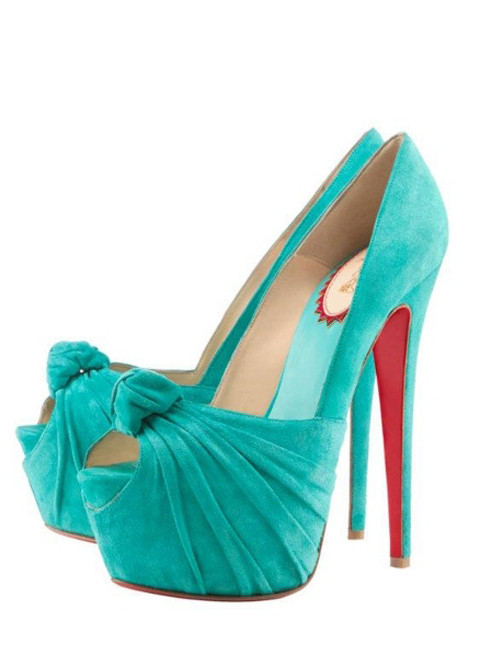 Xem thêm: Sao Việt được dịp chưng diện giày đế đỏ/Top 20 mẫu giày, boot Brazil mới nhất/Giày và sandal đẹp cho Xuân Hè 2012 Xem thêm: Sao Việt được dịp chưng diện giày đế đỏ/Top 20 mẫu giày, boot Brazil mới nhất/Giày và sandal đẹp cho Xuân Hè 2012