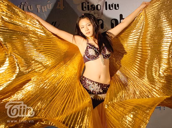 Các bạn ấy cũng là những teen tích cực tham gia các hoạt động tình nguyện ở Hàn Quốc và trong khu vực với các hoạt động như: giúp đỡ teen có hoàn cảnh khó khăn, tư vấn, chia sẻ kiến thức về sức khỏe, sức khỏe giới tính cho các teen miền núi...