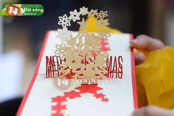 Tại một vài chỗ, bạn sẽ được nhìn thấy các mẫu 3D được làm hoàn toàn bằng tay, cực đẹp, cực kì tinh xảo .