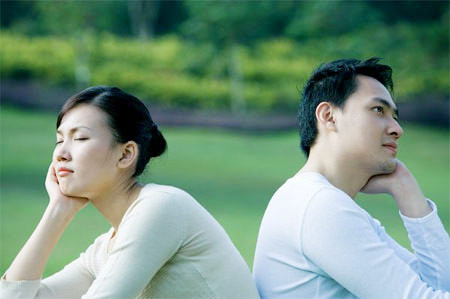 Bạn trẻ cần có cái nhìn đúng đắn và nghiêm túc về hôn nhân... (Ảnh minh họa) Bạn trẻ cần có cái nhìn đúng đắn và nghiêm túc về hôn nhân... (Ảnh minh họa)