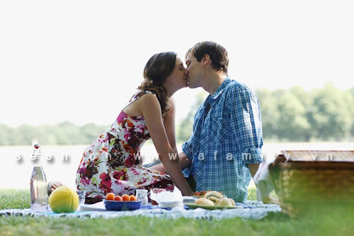 Tuổi nào sung mãn nhất trong 'chuyện ấy'? ảnh 1