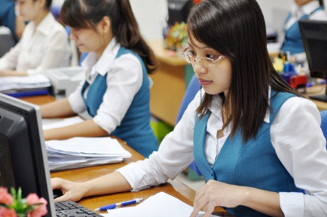 Từ khi được Ngân hàng Nhà nước đồng ý về nguyên tắc, SHB đã cử người sang tham gia lãnh đạo để cùng giải quyết các vấn đề về thanh khoản và xử lý nợ cho Habubank.