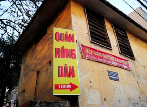 Không phải nông dân thì đừng vào quán? Không phải nông dân thì đừng vào quán?