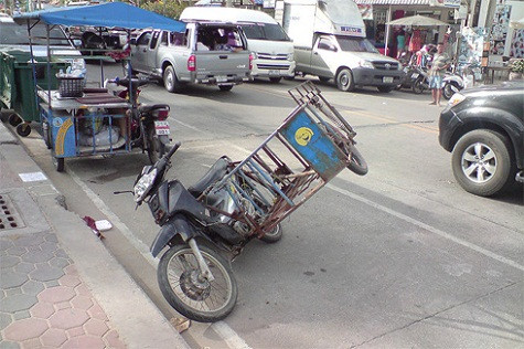 Đường rộng chán, để kiểu gì chẳng được