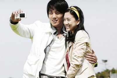 Nga không hiểu em gái mình yêu hắn ta vì sao, vì sự ga lăng hay vẻ bề ngoài dẻo miệng? (ảnh minh họa)