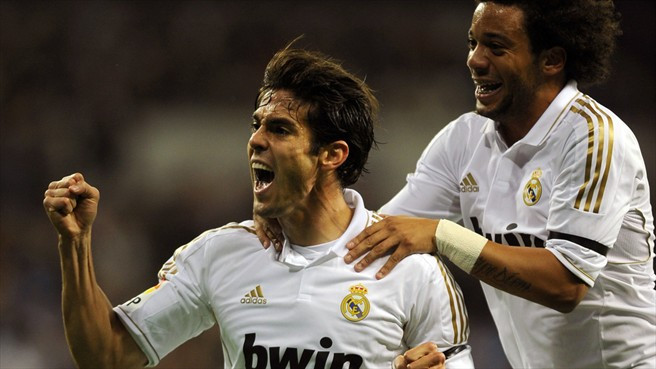 Kaka rực sáng trong ngày Real bắn hạ 'Tàu ngầm vàng' ảnh 1