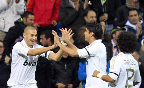 Kaka rực sáng trong ngày Real bắn hạ 'Tàu ngầm vàng' ảnh 10