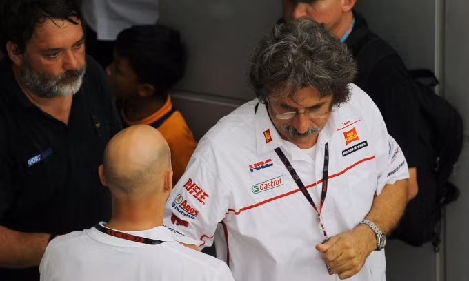 Thắp nến tưởng nhớ tay đua bạc phận Simoncelli ảnh 7