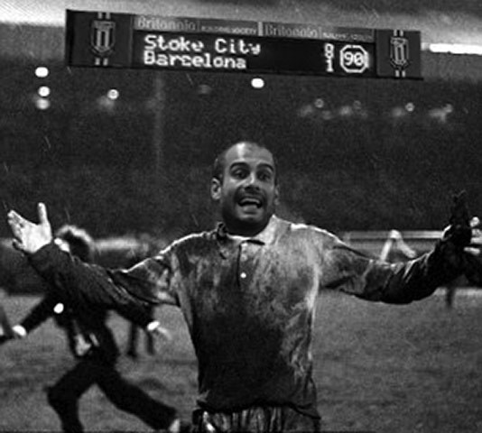 Guardiola khạc lửa đốt cháy mặt Ronaldo ảnh 9