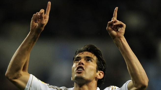 Kaka rực sáng trong ngày Real bắn hạ 'Tàu ngầm vàng' ảnh 2