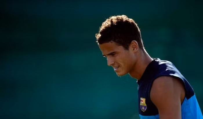 8. Đại diện Rob Jansen của tiền vệ Ibrahim Afellay đang thuộc biên chế Barcelona cho biết Afellay có thể sẽ được cho mượn 1 năm sau mùa giải 2011/12 chật vật vì chấn thương. Hiện có Arsenal và Liverpool ở Premier League và Inter, Lazio, AC Milan, Fiorentina ở Serie A đang rất quan tâm tới Afellay.