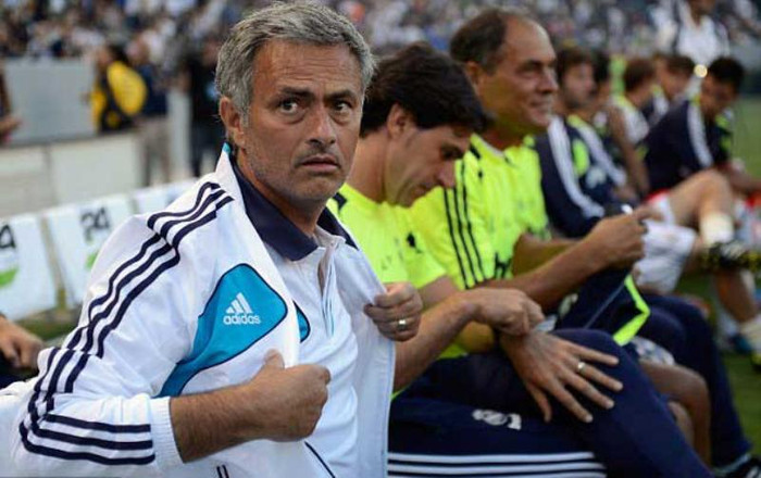 Jose Mourinho sẽ có tiền vệ thứ 10 ở Real, tức có nghĩa ông sẽ xem xét việc thanh lý một số cầu thủ để đưa lên ban lãnh đạo CLB. Hiện tại có Nuri Sahin là chắc chắn được cho mượn, còn tương lai của Kaka thì mập mờ.