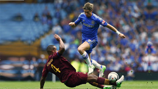 Manchester City đã xuất sắc vượt qua Chelsea để giành Siêu cúp Anh 2012