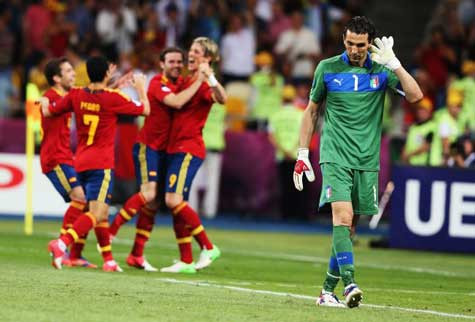 Chiến thắng trong một trận chung kết ở giải đấu cấp độ châu lục hoặc World Cup sẽ mang lại số điểm rất lớn Chiến thắng trong một trận chung kết ở giải đấu cấp độ châu lục hoặc World Cup sẽ mang lại số điểm rất lớn