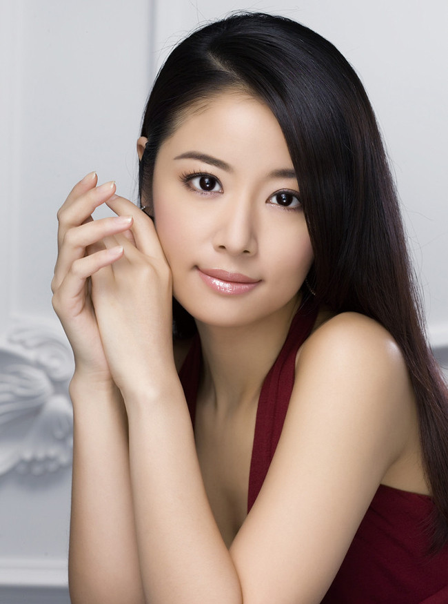 2. Lâm Tâm Như Lâm Tâm Như sinh ngày 27 tháng 1 năm 1976 tại thành phố Đài Bắc, Đài Loan. Lâm Tâm Như từng tham gia diễn xuất trong nhiều phim nhưng nổi bật nhất là vai diễn Hạ Tử Vi trong bộ phim truyền hình ăn khách Hoàn Châu Cách Cách. 2. Lâm Tâm Như Lâm Tâm Như sinh ngày 27 tháng 1 năm 1976 tại thành phố Đài Bắc, Đài Loan. Lâm Tâm Như từng tham gia diễn xuất trong nhiều phim nhưng nổi bật nhất là vai diễn Hạ Tử Vi trong bộ phim truyền hình ăn khách Hoàn Châu Cách Cách.