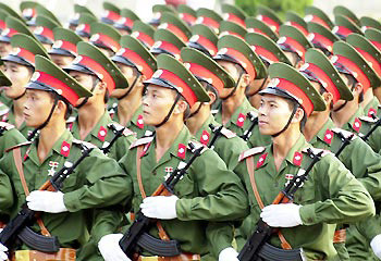 "Quân đội Việt Nam sẽ được hiện đại hóa theo hướng giảm dần phụ thuộc vào lục quân đồng thời tăng cường đầu tư cho không quân và hải quân" "Quân đội Việt Nam sẽ được hiện đại hóa theo hướng giảm dần phụ thuộc vào lục quân đồng thời tăng cường đầu tư cho không quân và hải quân"