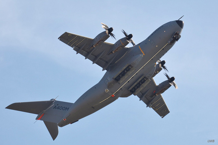 A400M tại triển lãm ILA Berlin Air Show 2012. A400M tại triển lãm ILA Berlin Air Show 2012.