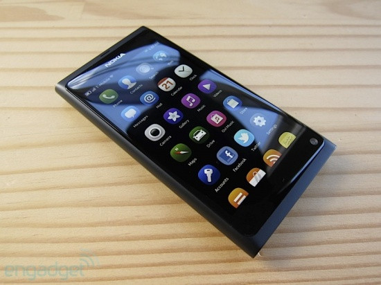 8 smartphone có thiết kế xuất sắc nhất 2011 ảnh 15 8 smartphone có thiết kế xuất sắc nhất 2011 ảnh 15