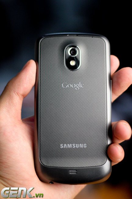 8 smartphone có thiết kế xuất sắc nhất 2011 ảnh 12 8 smartphone có thiết kế xuất sắc nhất 2011 ảnh 12