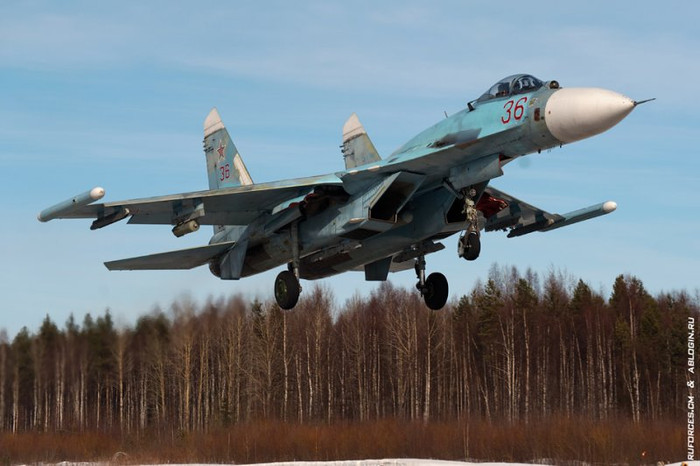 Su-27 số hiệu 36