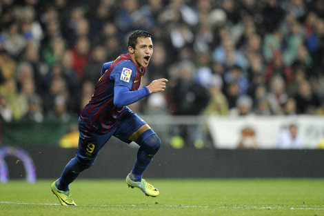 A.Sanchez ghi một bàn thắng vừa quan trọng vừa đẳng cấp. A.Sanchez ghi một bàn thắng vừa quan trọng vừa đẳng cấp.