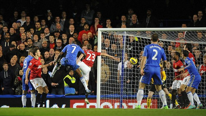 Nhận định về trận đấu, Evans cho biết: “Đây có lẽ là trận đấu khó nhất mà chúng tôi có kể từ đầu mùa giải, nhất là về cuối hiệp 1. Chelsea thực sự áp đảo Man Utd, và chúng tôi may mắn bước vào phòng thay đồ với thế dẫn trước. Ở những trận đấu như thế này, ta cần phải có bản lĩnh thực sự”.