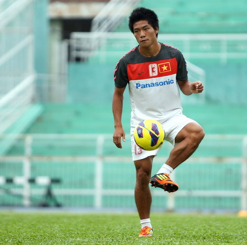 Quang Hải là tiền đạo duy nhất còn lành lặn bên phía ĐTVN