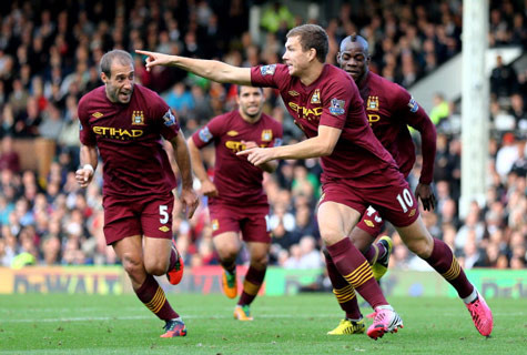 Dzeko đã liên tục ghi bàn từ ghế dự bị, và giờ là lúc thử sức anh trong vai trò cầu thủ đá chính Dzeko đã liên tục ghi bàn từ ghế dự bị, và giờ là lúc thử sức anh trong vai trò cầu thủ đá chính