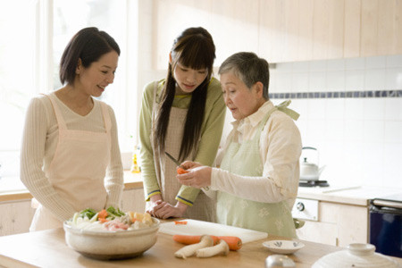 Gia đình người yêu tôi rất khá giả. Mẹ anh không chỉ đẹp mà còn sang trọng, đài các. (Ảnh minh họa) Gia đình người yêu tôi rất khá giả. Mẹ anh không chỉ đẹp mà còn sang trọng, đài các. (Ảnh minh họa)