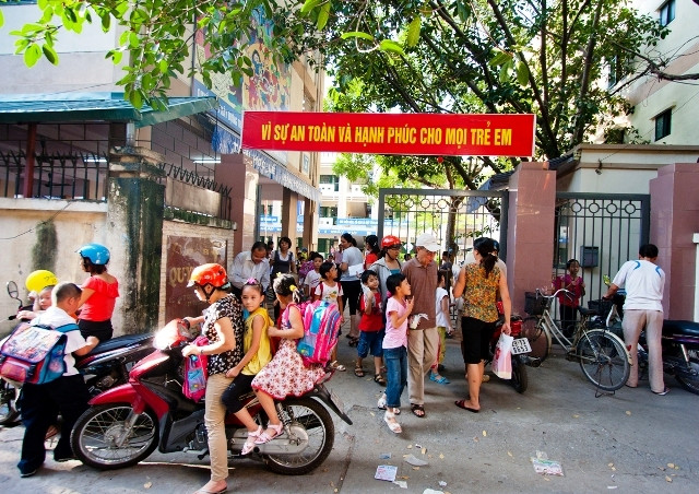 Sau một ngày thực hiện, nhà trường đã lại trở về giờ học như cũ. Ảnh minh họa: Ngọc Tú Sau một ngày thực hiện, nhà trường đã lại trở về giờ học như cũ. (ảnh minh họa) Ngọc Tú