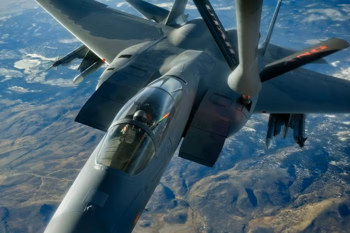 F-15.