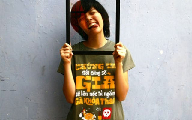 Nhiều bạn trẻ cảm thấy phản cảm khi đọc thấy những câu thơ theo thể thơ tự chế mới. Nhiều bạn trẻ cảm thấy phản cảm khi đọc thấy những câu thơ theo thể thơ tự chế mới.