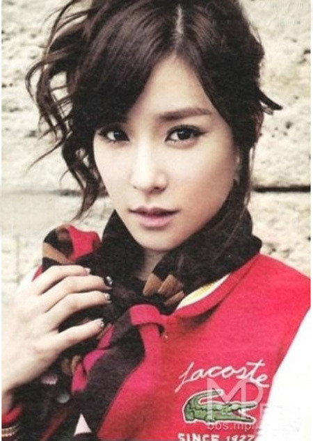 Như Tiffany bạn sẽ có một đôi mắt to hơn và cuốn hút hơn nhờ cách trang điểm này. Chúc bạn thành công. Xem thêm: Người đẹp Trung Hoa "tỏa sáng" trên bìa tạp chí TrendsHealth