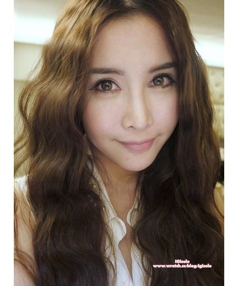 Xinh đẹp và cuốn hút là điều mà mọi cô gái luôn mong đợi, hãy thử để thay đổi bản thân trước cái nhìn của người khác. Xem thêm: Cận cảnh: Sao Hàn "thăng hạng nhan sắc" nhờ trang điểm và phẫu thuật Xinh đẹp và cuốn hút là điều mà mọi cô gái luôn mong đợi, hãy thử để thay đổi bản thân trước cái nhìn của người khác. Xem thêm: Cận cảnh: Sao Hàn "thăng hạng nhan sắc" nhờ trang điểm và phẫu thuật