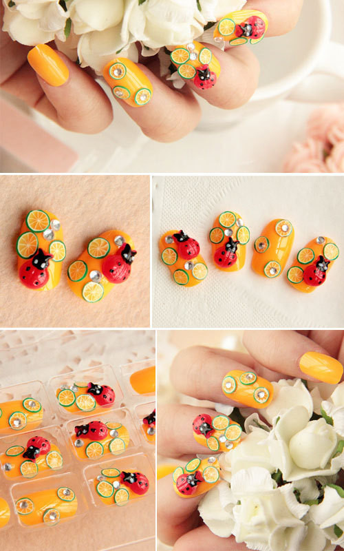 Màu vàng chanh cùng những miếng chanh quả thực tạo nên sự thoải mái và sáng tạo cho bạn. Xem thêm: Ngày cưới, bạn nên sơn móng tay thế nào? Màu vàng chanh cùng những miếng chanh quả thực tạo nên sự thoải mái và sáng tạo cho bạn. Xem thêm: Ngày cưới, bạn nên sơn móng tay thế nào?