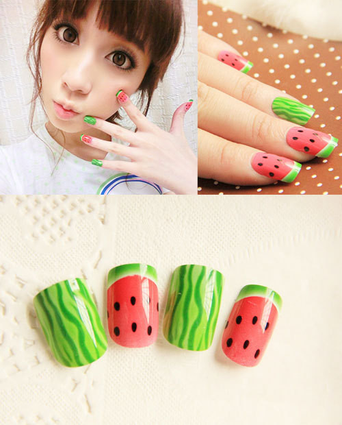 Mô phỏng theo hai màu đỏ xanh của quả dưa hấu khiến móng tay xinh của bạn trở nên vô cùng đặc biệt. Xem thêm: Ngày cưới, bạn nên sơn móng tay thế nào? Mô phỏng theo hai màu đỏ xanh của quả dưa hấu khiến móng tay xinh của bạn trở nên vô cùng đặc biệt. Xem thêm: Ngày cưới, bạn nên sơn móng tay thế nào?