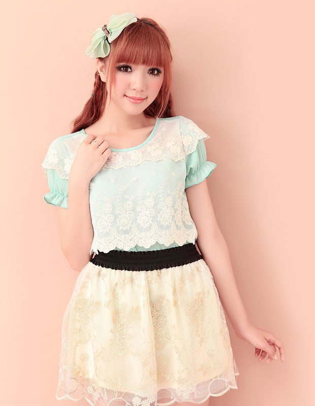 Thêm một lớp ren để bạn thêm điệu đà hơn. Xem thêm: 101 kiểu thời trang 'bước ra từ phòng ngủ' của Sao Thêm một lớp ren để bạn thêm điệu đà hơn. Xem thêm: 101 kiểu thời trang 'bước ra từ phòng ngủ' của Sao