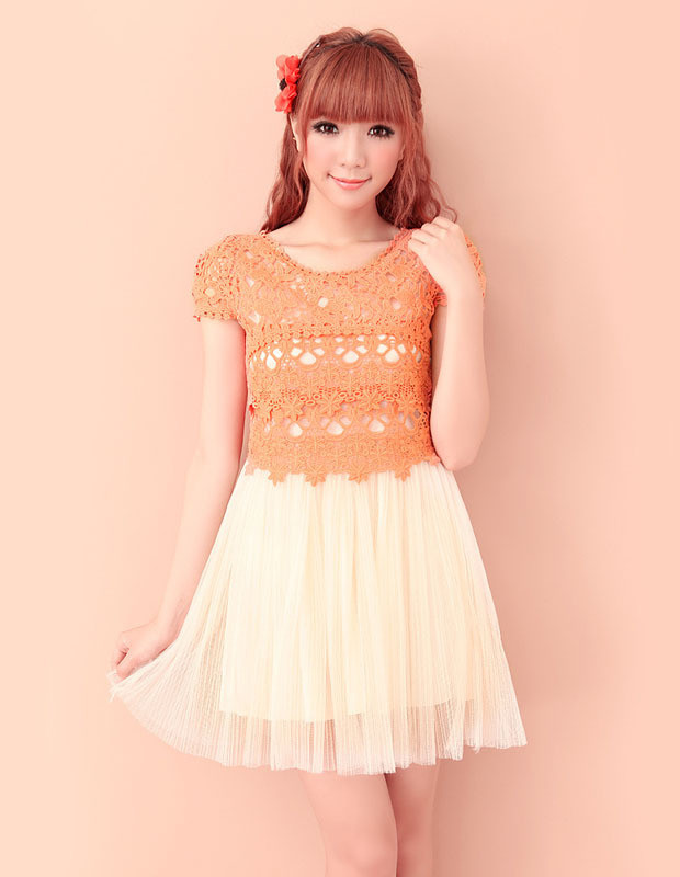 Chiếc áo khoác mỏng càng giúp phong cách của bạn thêm ấn tượng. Xem thêm: 101 kiểu thời trang 'bước ra từ phòng ngủ' của Sao Chiếc áo khoác mỏng càng giúp phong cách của bạn thêm ấn tượng. Xem thêm: 101 kiểu thời trang 'bước ra từ phòng ngủ' của Sao