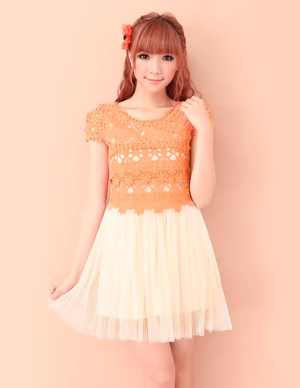 Chiếc áo khoác mỏng càng giúp phong cách của bạn thêm ấn tượng. Xem thêm: 101 kiểu thời trang 'bước ra từ phòng ngủ' của Sao