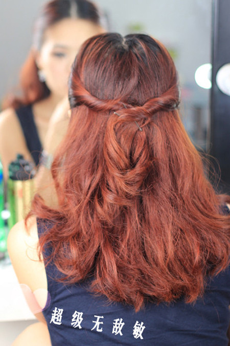 Nhớ kỹ không nên dùng kẹp tăm quá lớn sẽ ảnh hưởng đến thẩm mỹ. Xem thêm: "Nghả nghiêng" với tóc tai, áo quần "Chị Hai Lúa" của Sao Nhớ kỹ không nên dùng kẹp tăm quá lớn sẽ ảnh hưởng đến thẩm mỹ. Xem thêm: "Nghả nghiêng" với tóc tai, áo quần "Chị Hai Lúa" của Sao